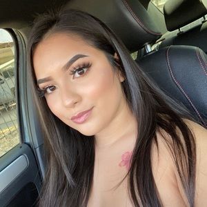 Meet your Posher, Justine